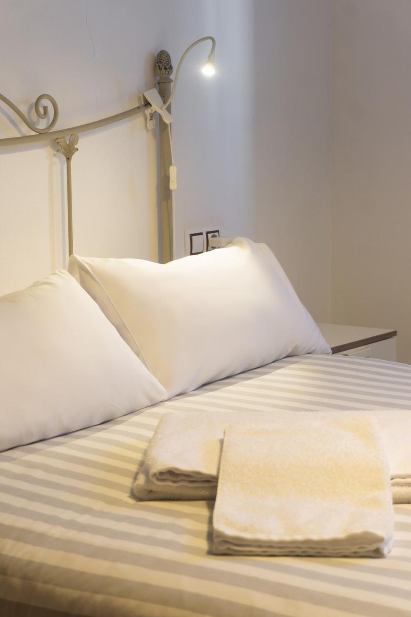 Apartamento La Antigua Fonda Hervás Exterior foto